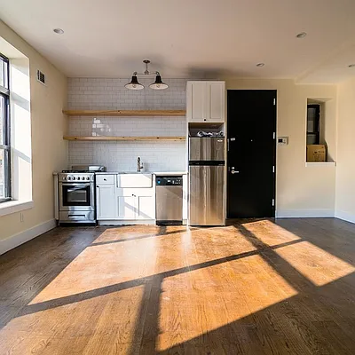 Rented by Nooklyn NYC LLC | media 24