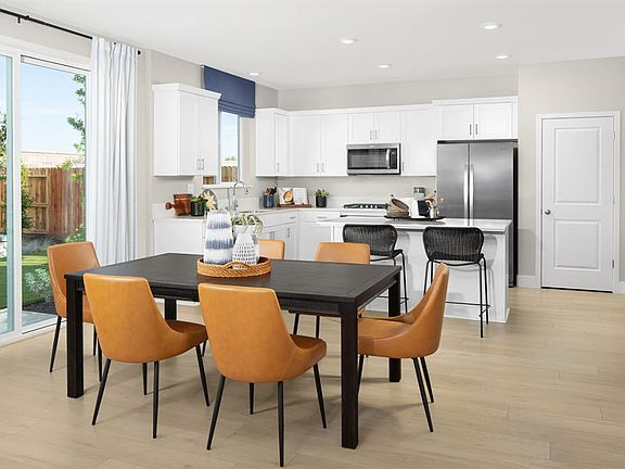 3rd image of 2430 Serene Ln