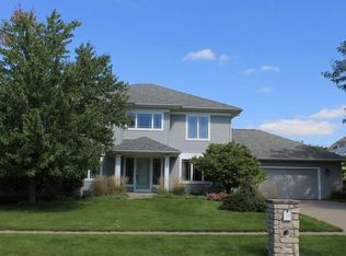265 Knowling Dr, Coralville, IA 52241