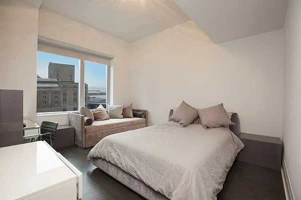 Rented by Compass | media 11