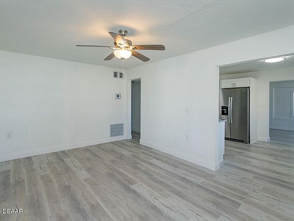 5th image of 157 15th St