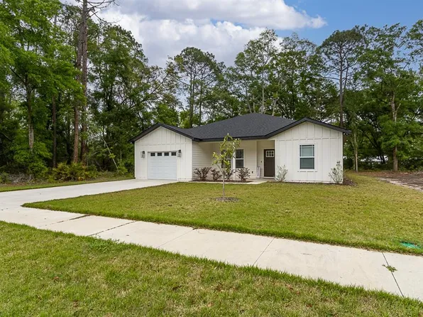 2477 NE 14th St, Gainesville, FL 32609