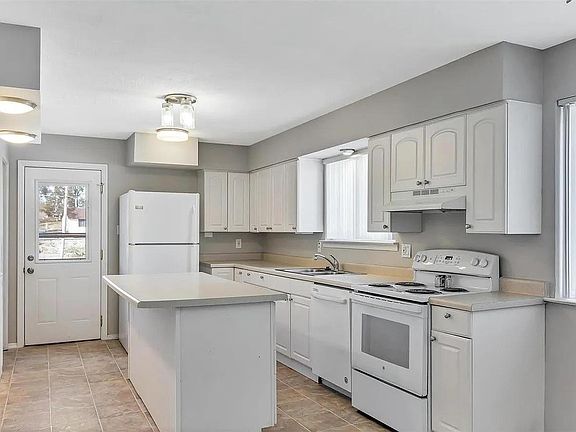 4th image of 3584 Jeffco Blvd