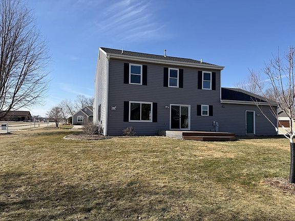 2nd image of 237 Royal Ridge Drive