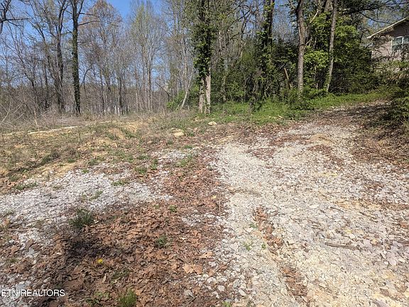 3rd image of 2147 Belt Rd