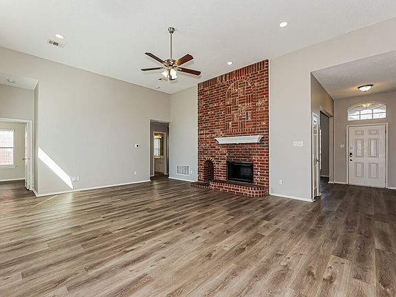 3rd image of 1217 Sutters Way