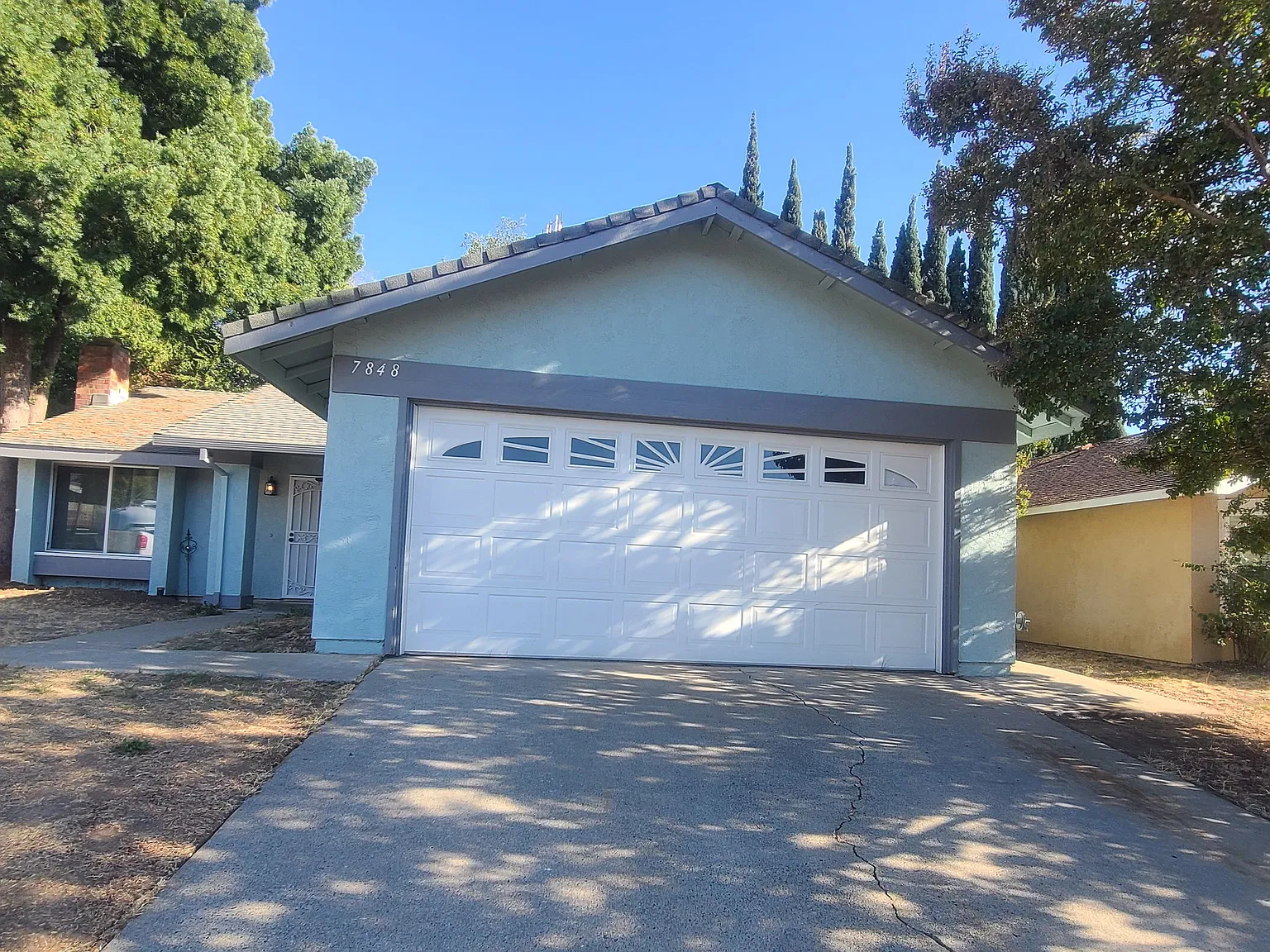 3 bed, 1025 sqft, $2,550 — Photo 2