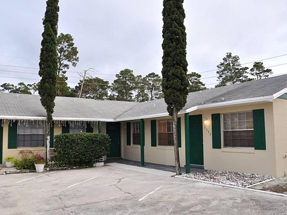 3rd image of 12024 Alafaya Woods Ct