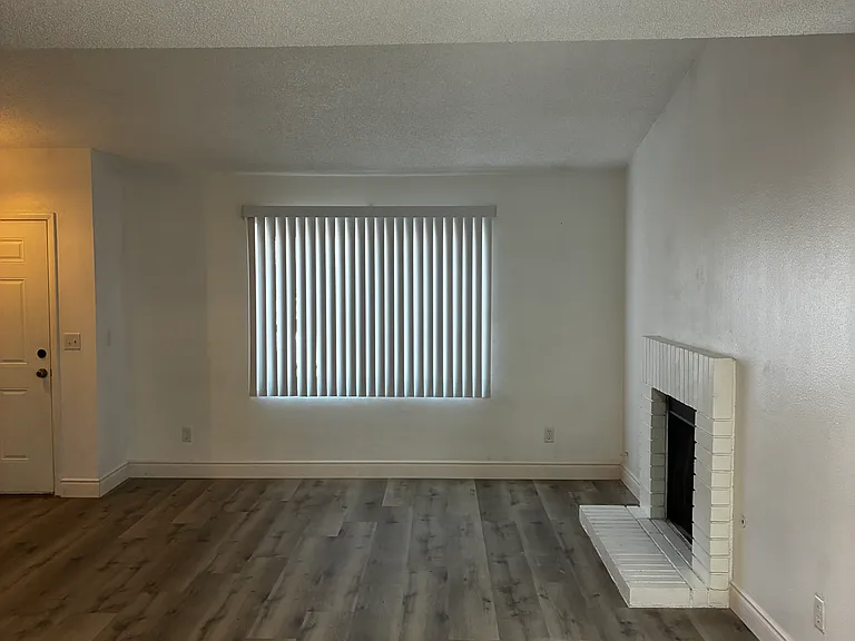 4287 Apex Dr — Photo 6