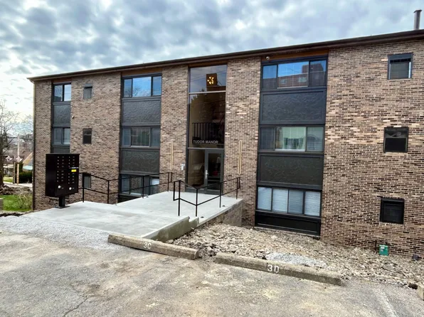 220 - 830 Library Avenue, 830 Library Ave APT 4B, Carnegie, PA 15106