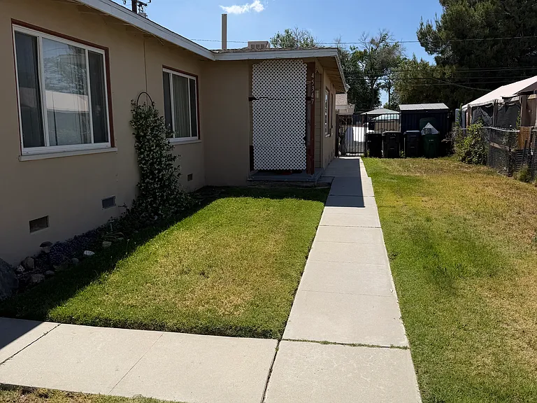 45347 10th St W — Photo 1