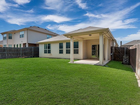 5th image of 5709 Del Rey Dr