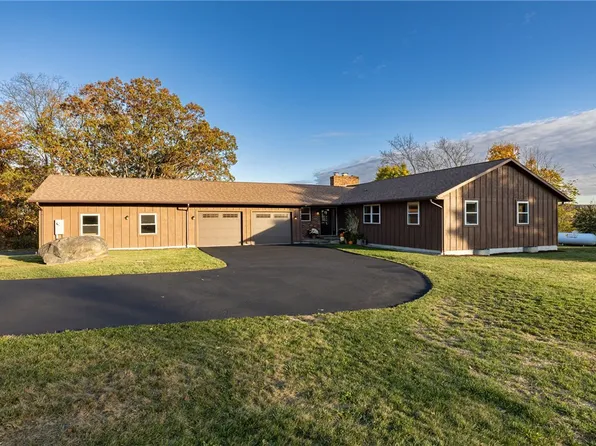 6779 Longsdorf Rd, Naples, NY 14512