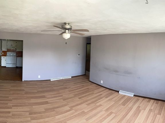 4th image of 907 W 15th St