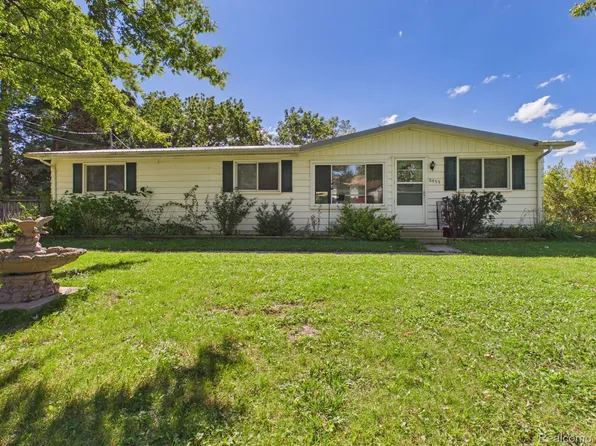6455 Mayville Rd, Marlette, MI 48453