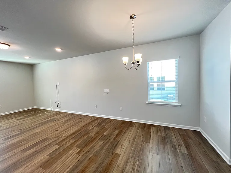 510 Donnegal Farm Dr — Photo 4