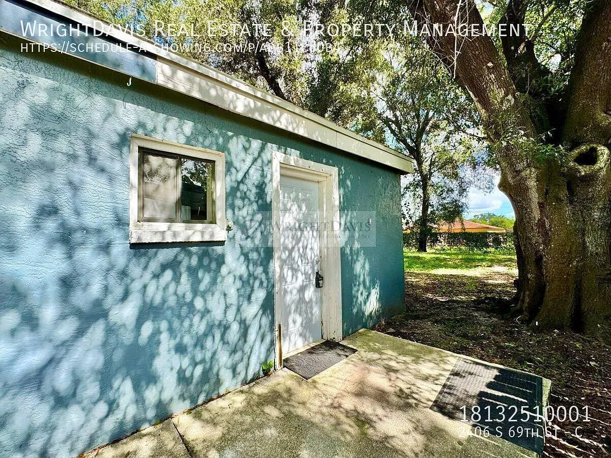 Charming Studio Duplex in Tampa Cozy & Convenient Living — Photo 2