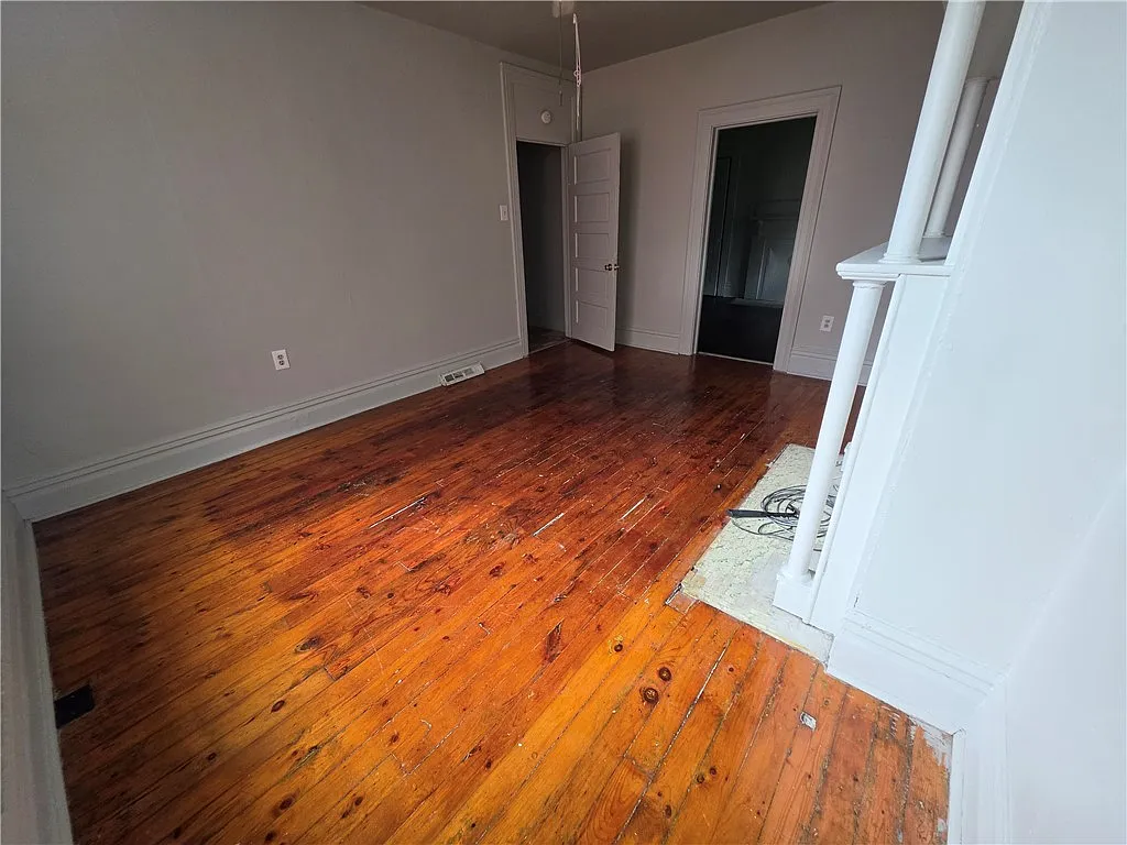 3 bed, 800 sqft, $1,650 — Photo 4