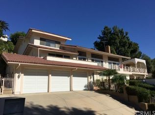 1261 Edgeview Dr, Santa Ana, CA 92705