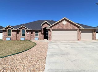 2228 Briggs Ave, Clovis, NM 88101