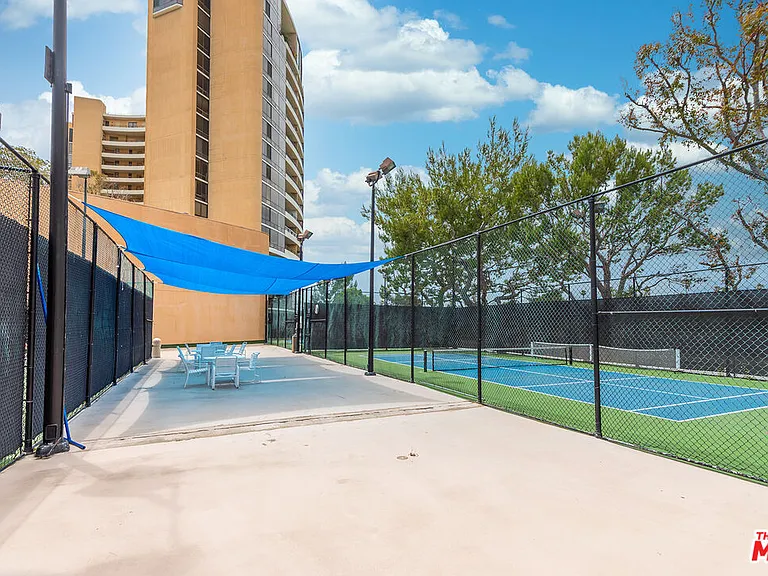 4265 Marina City Dr #415 — Photo 43
