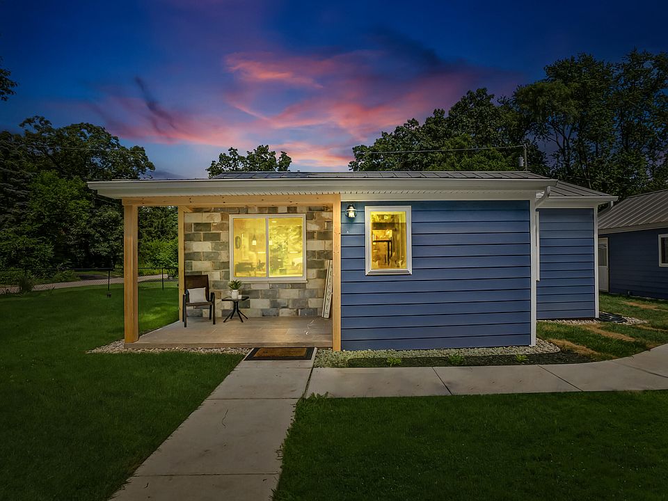 1st image of 4387 Cedar Ave