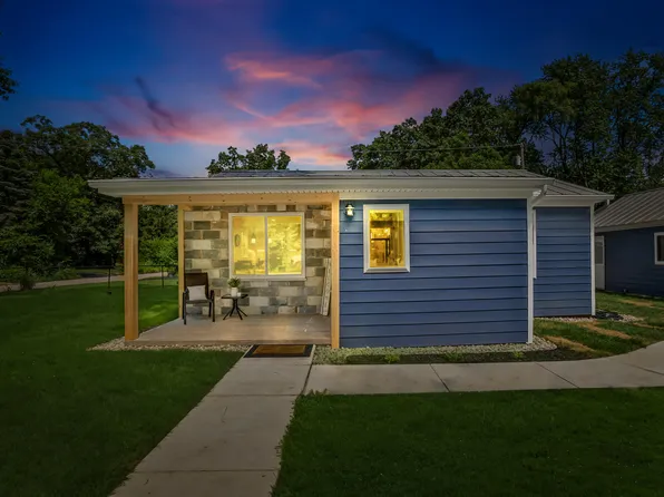 4387 Cedar Ave, West Bloomfield, MI 48323