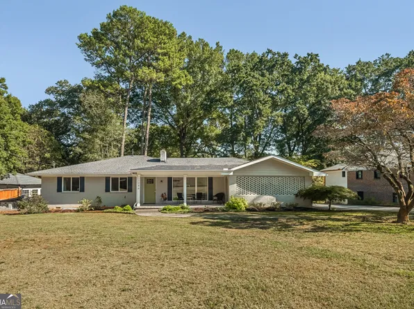 1086 Chatsworth Dr, Avondale Est, GA 30002