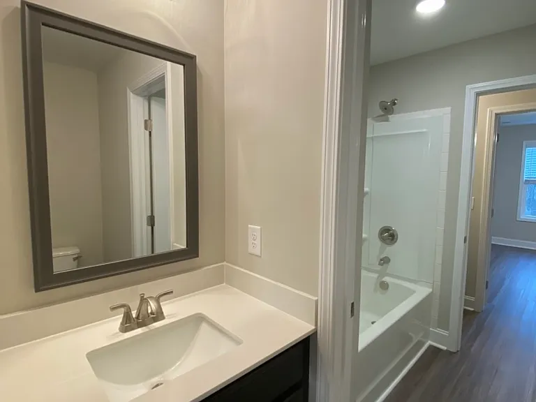 1027 Glenkirk Dr — Photo 9