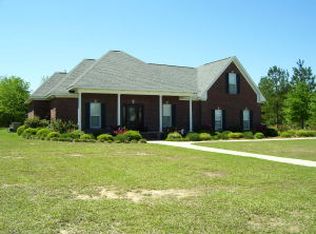 6 Clyde Rd, Ellisville, MS 39437