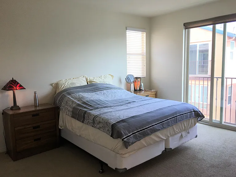 12026 Fairmont Ct — Photo 9