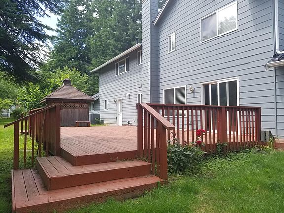 3rd image of 16935 161st Ave SE