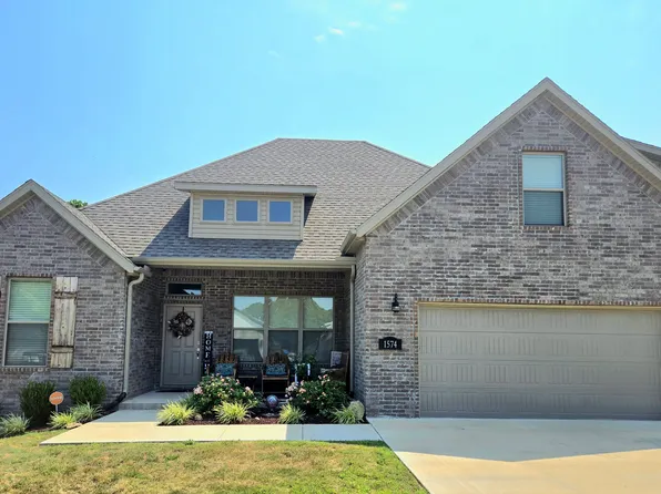 1574 N Pershing St, Fayetteville, AR 72704