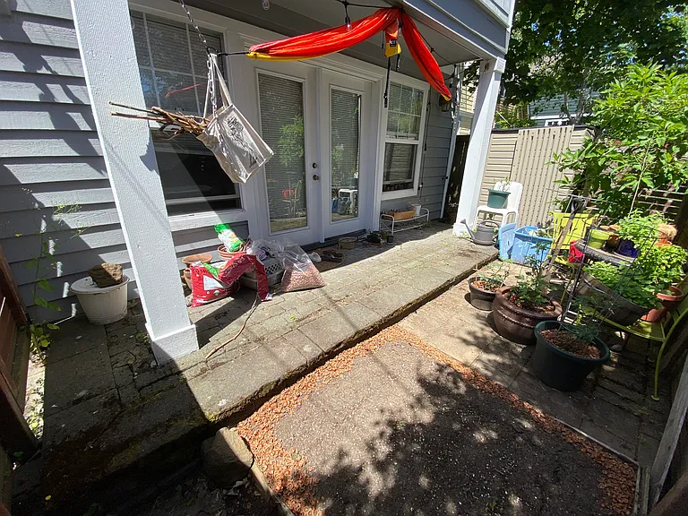 515 21st Ave — Photo 9