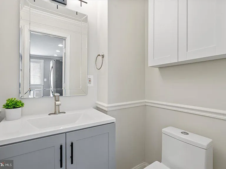 2819 Summerfield Rd — Photo 11