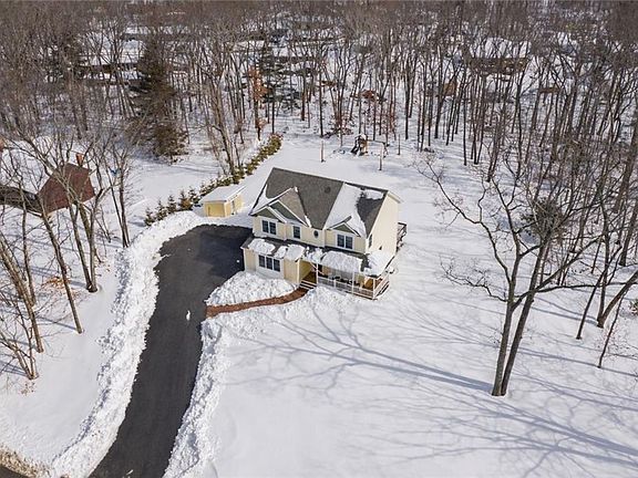 5th image of 100 Franklin Rd