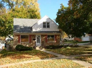 1924 Nebraska Rd, Rockford, IL 61108