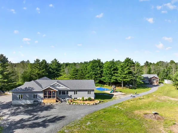 499 Bush Rd, Rideau Lakes, ON K0G 1E0