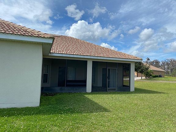 4th image of 3601 Northwoods Dr