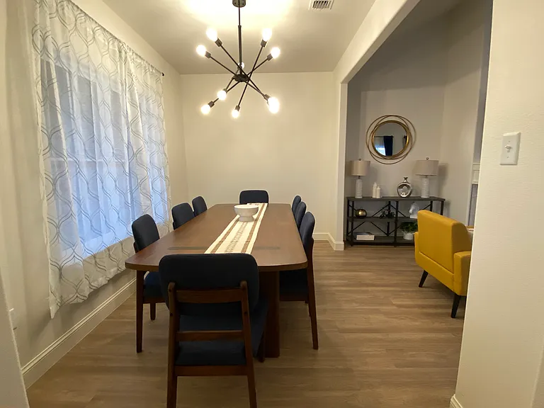 5910 Fordham St — Photo 3