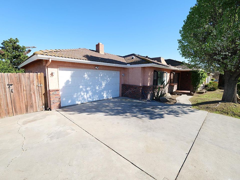1st image of 7684 N 6th St