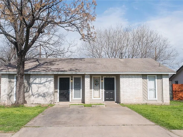 6000 Tracy Lynn Ln #A — Photo 1