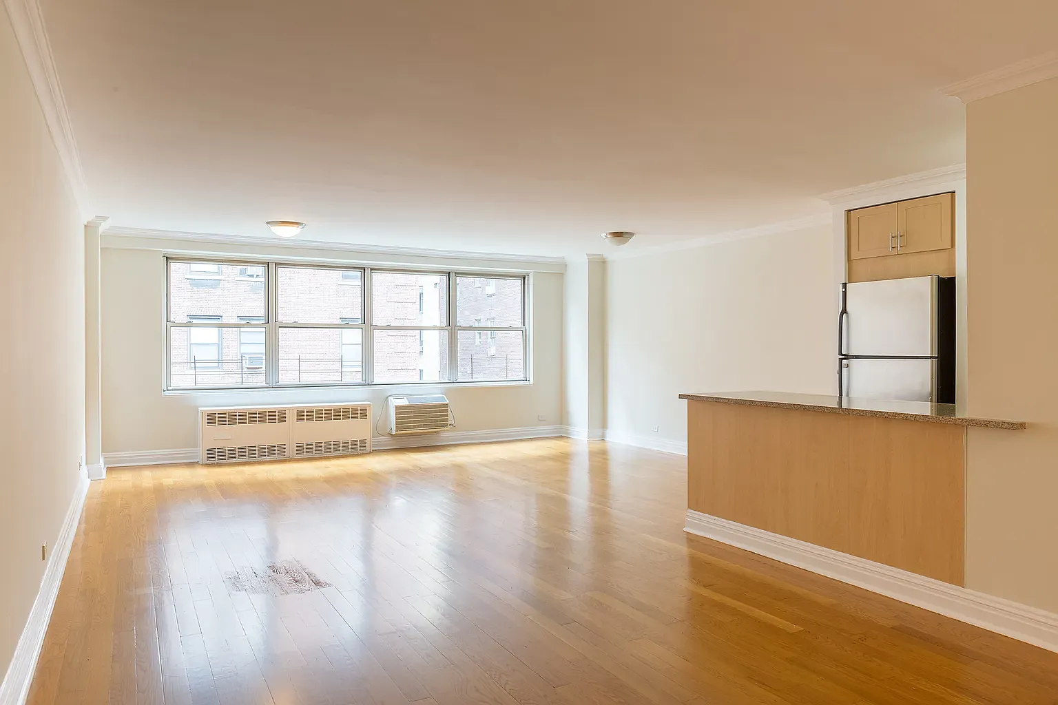 210 West 89th Street — Photo 1