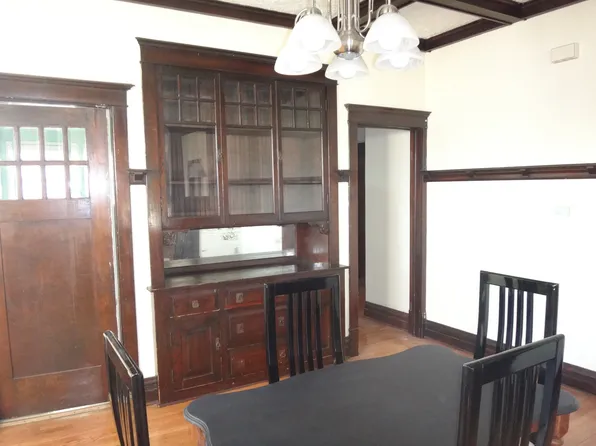 302 W Graham St, Bloomington, IL 61701