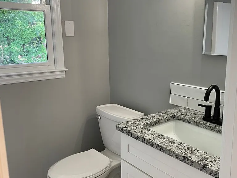 7942 Lake Vista Dr — Photo 27