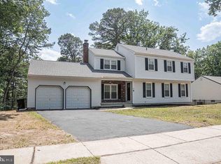 23 Nottingham Dr, Sicklerville, NJ 08081