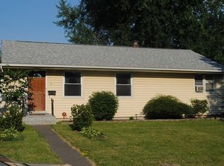 52 Lawnridge Ave, Albany, NY 12208