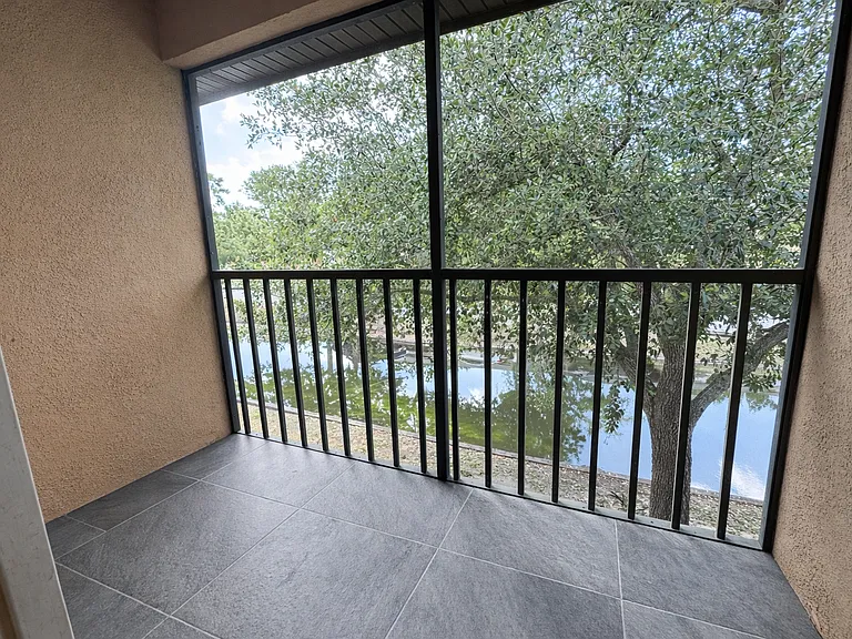 14639 Par Club Cir — Photo 9