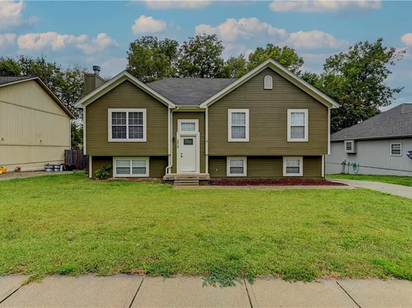 2010 N Ethan Ln, Independence, MO 64058