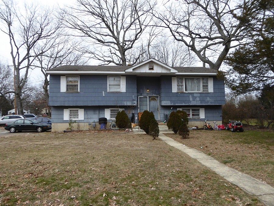1st image of 1500 Monmouth Ave